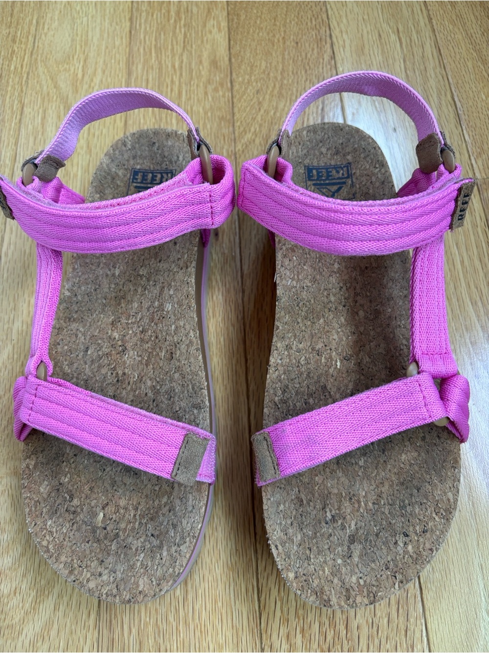 Reef Malibu Pink Rem Hi Sandals Platform Cushion Size 9 women’s Shoes High EUC